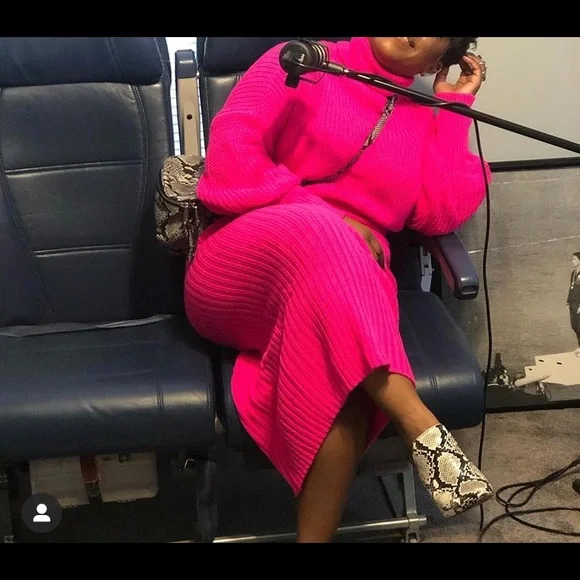 Hot Pink Midi Set - Picture 2 of 6